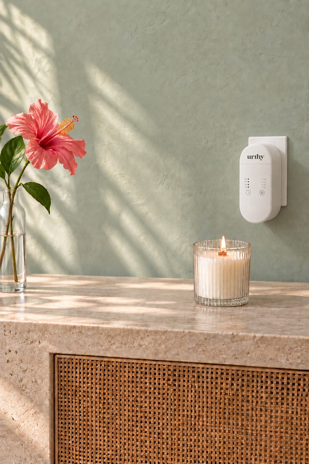 Hotelaire Urthy Mist Plug-In Starter Kit – Waterless Hotel Scent Diffuser