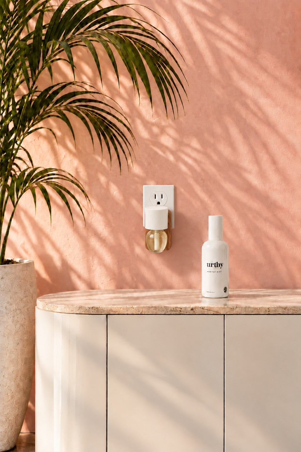 Hotelaire Palm Springs scene with an EHREE plug-in